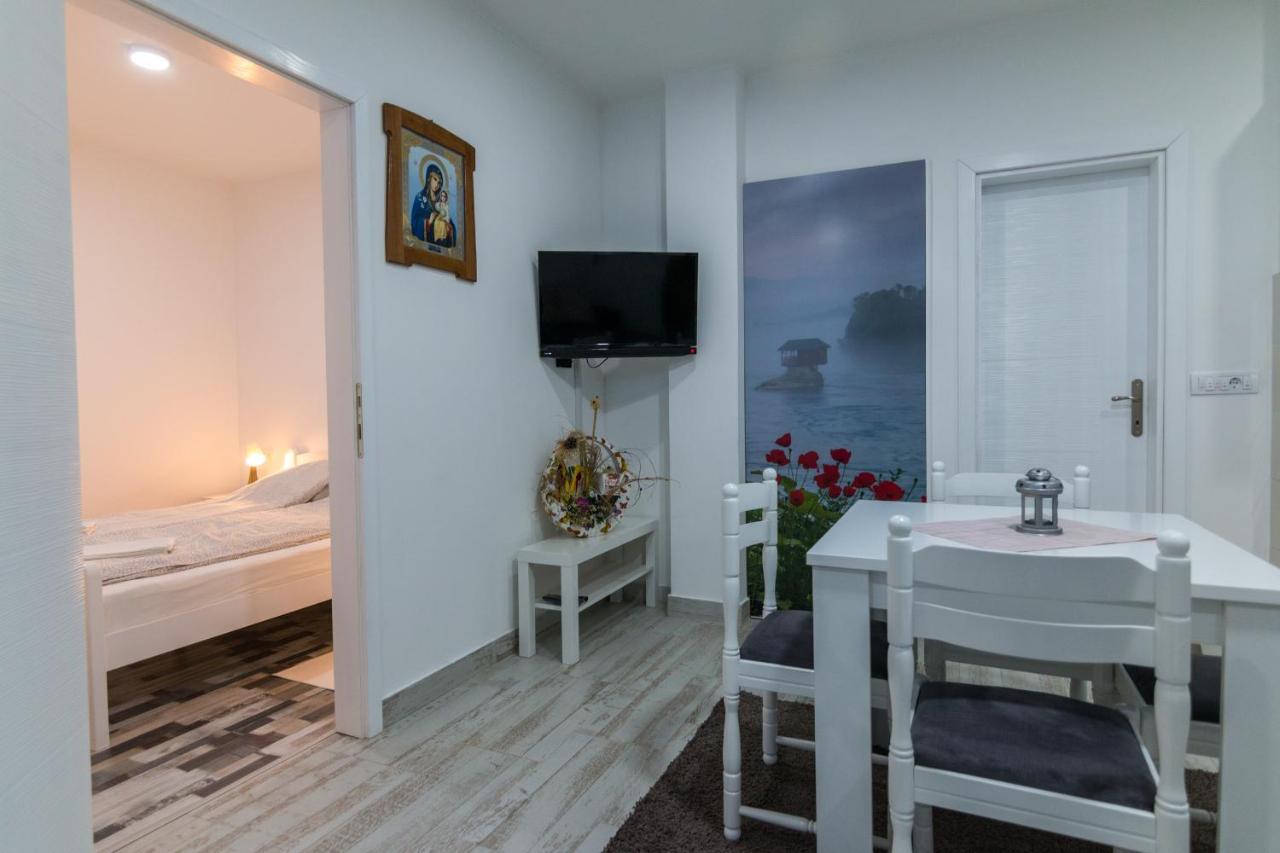 Apartment Bb Баина-Башта Экстерьер фото