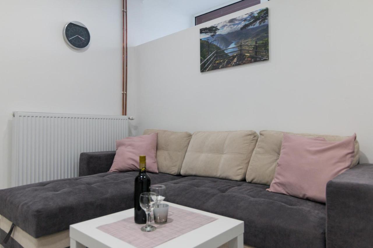 Apartment Bb Баина-Башта Экстерьер фото