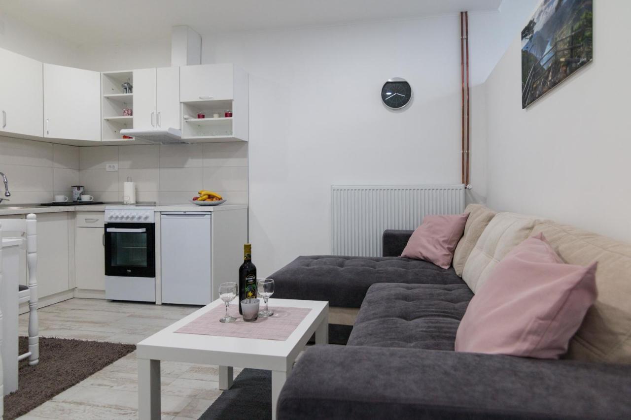 Apartment Bb Баина-Башта Экстерьер фото