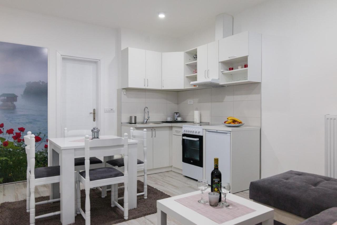 Apartment Bb Баина-Башта Экстерьер фото